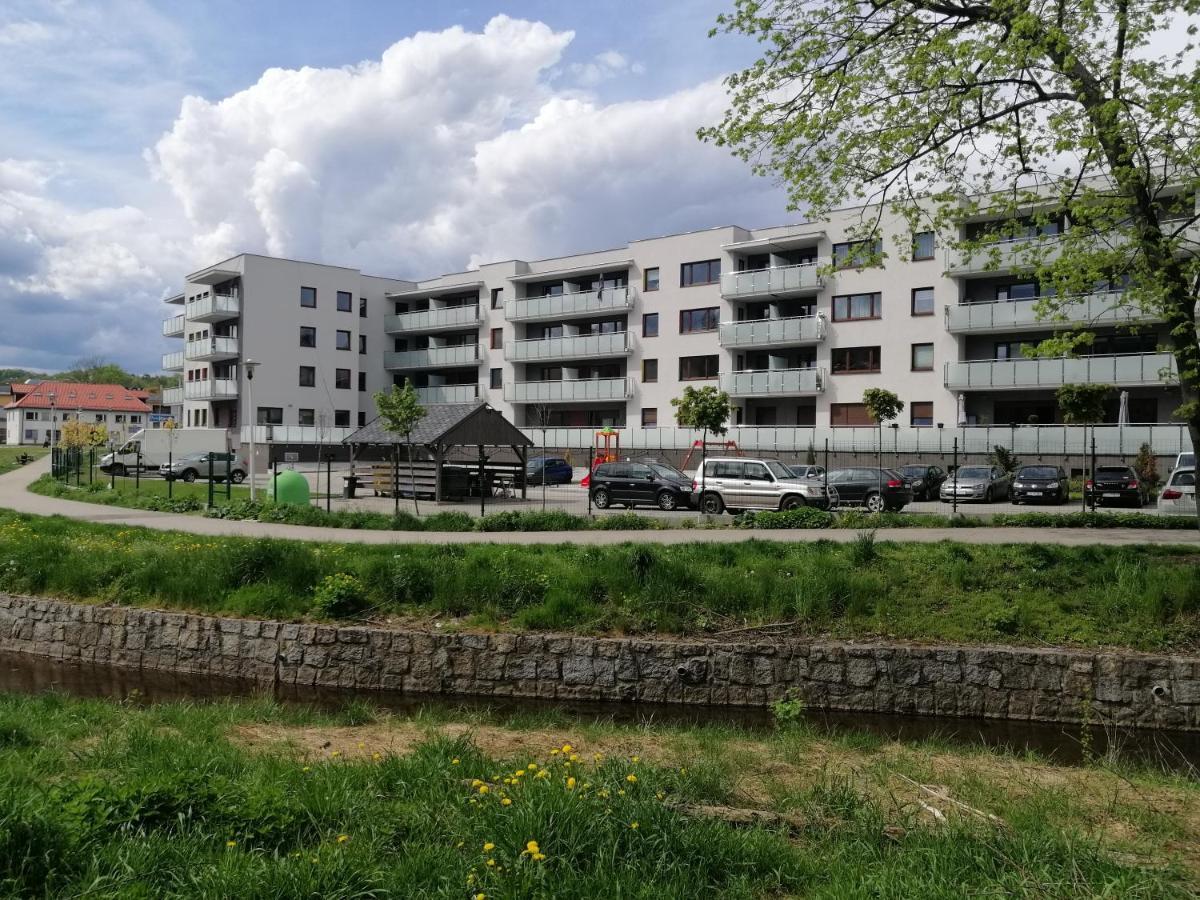 Noce W Jelonce - Nowoczesny Typu W Centrum Jeleniej G - Z Garazem Dla 1-4 Osob Apartment Jelenia Góra